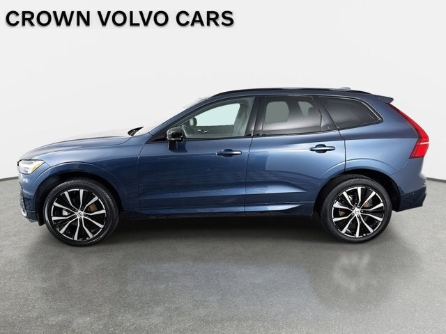 2024 Volvo XC60 Plus Dark Theme