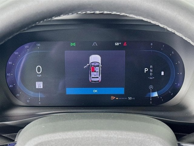 2024 Volvo XC40 Ultimate Bright Theme