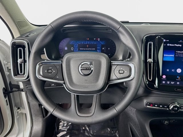 2023 Volvo XC40 Plus Dark Theme