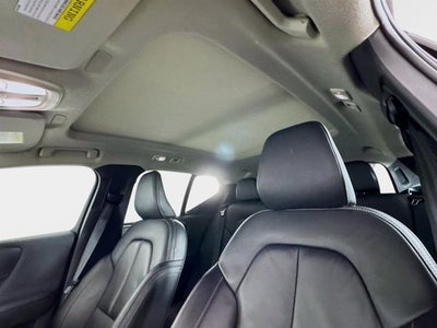 2023 Volvo XC40 Ultimate Dark Theme