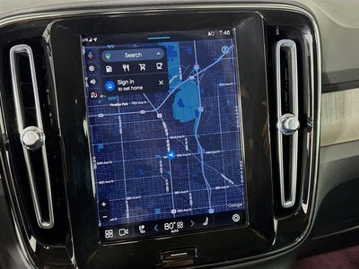 2023 Volvo XC40 Ultimate Dark Theme