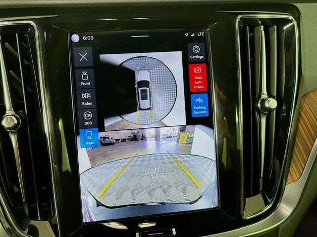 2025 Volvo V60 Cross Country Plus