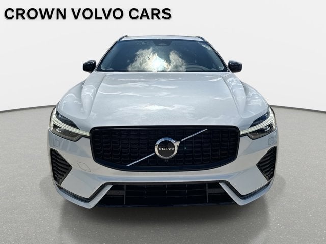 2025 Volvo XC60 Core