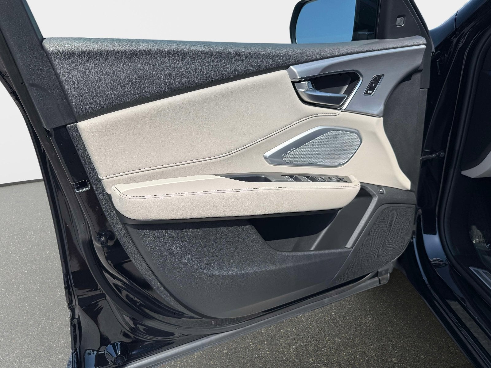 2025 Acura RDX w/Technology Package