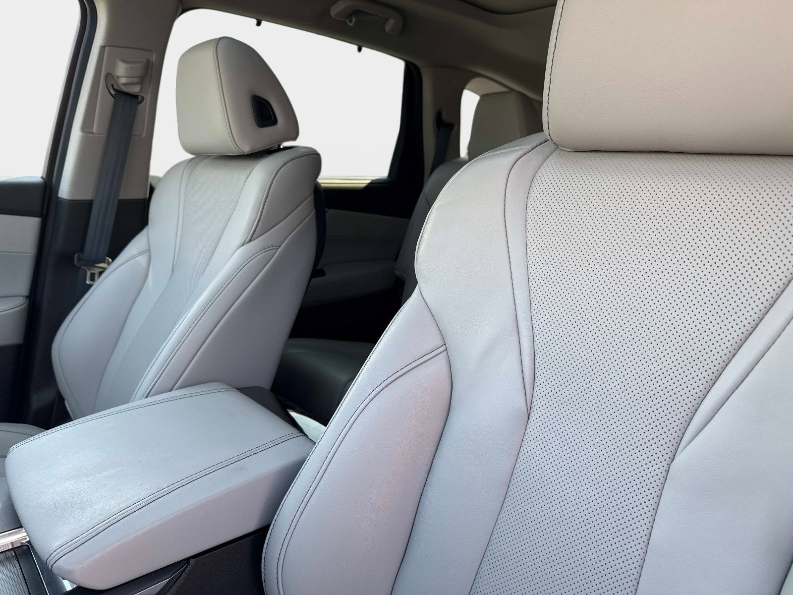 2023 Acura MDX w/Technology Package